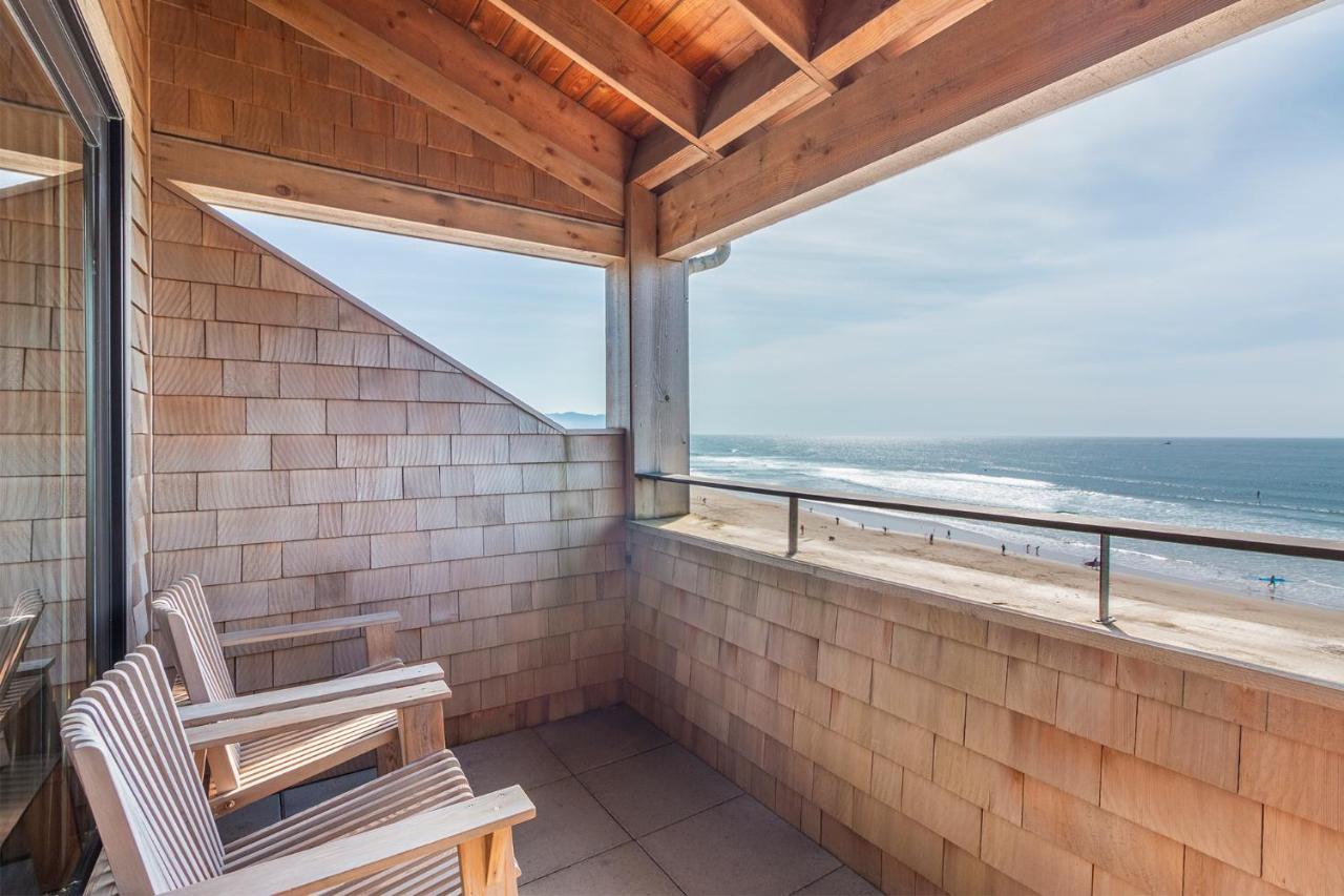 Headlands Coastal Lodge & Spa Pacific City Bagian luar foto